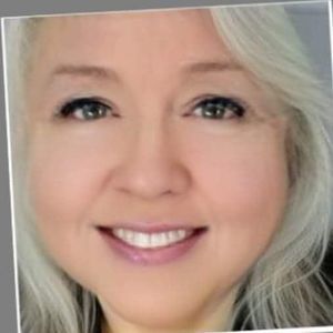 Meet your Posher, Bobbie